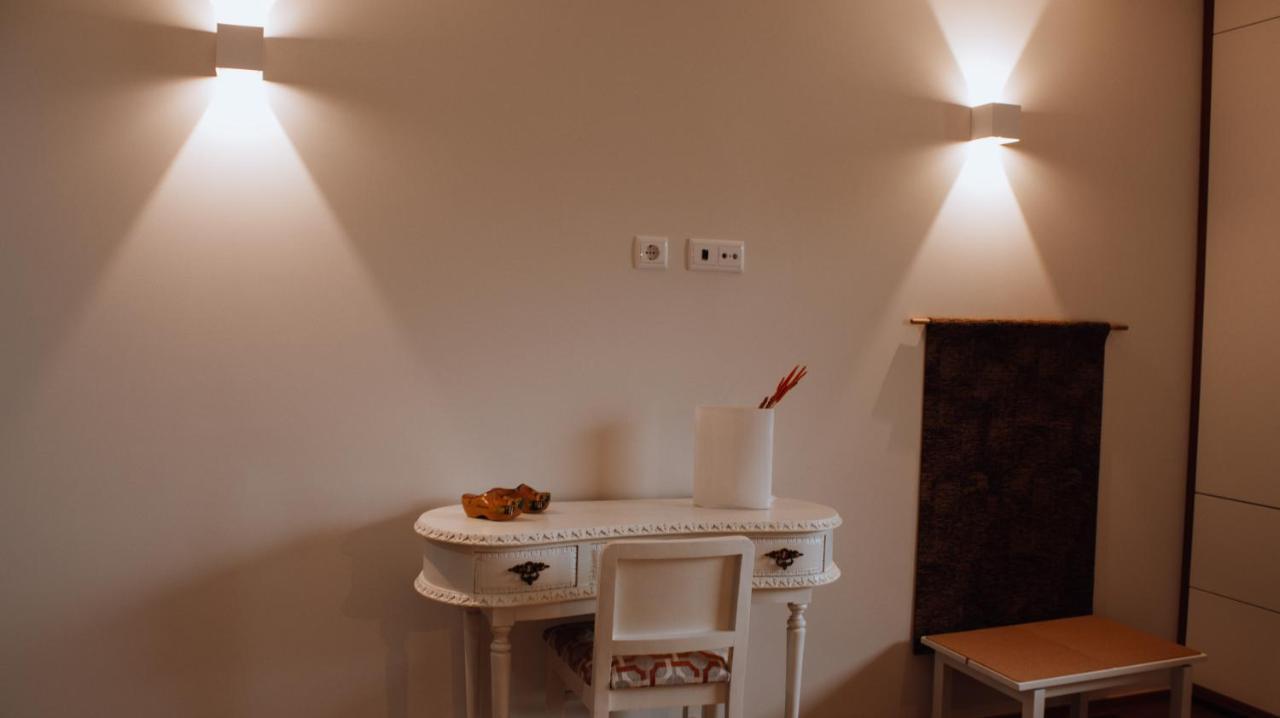 Rota - Opo Airport House Apartman Maía Kültér fotó