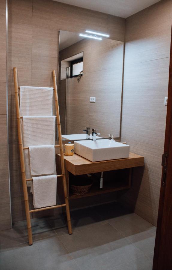Rota - Opo Airport House Apartman Maía Kültér fotó