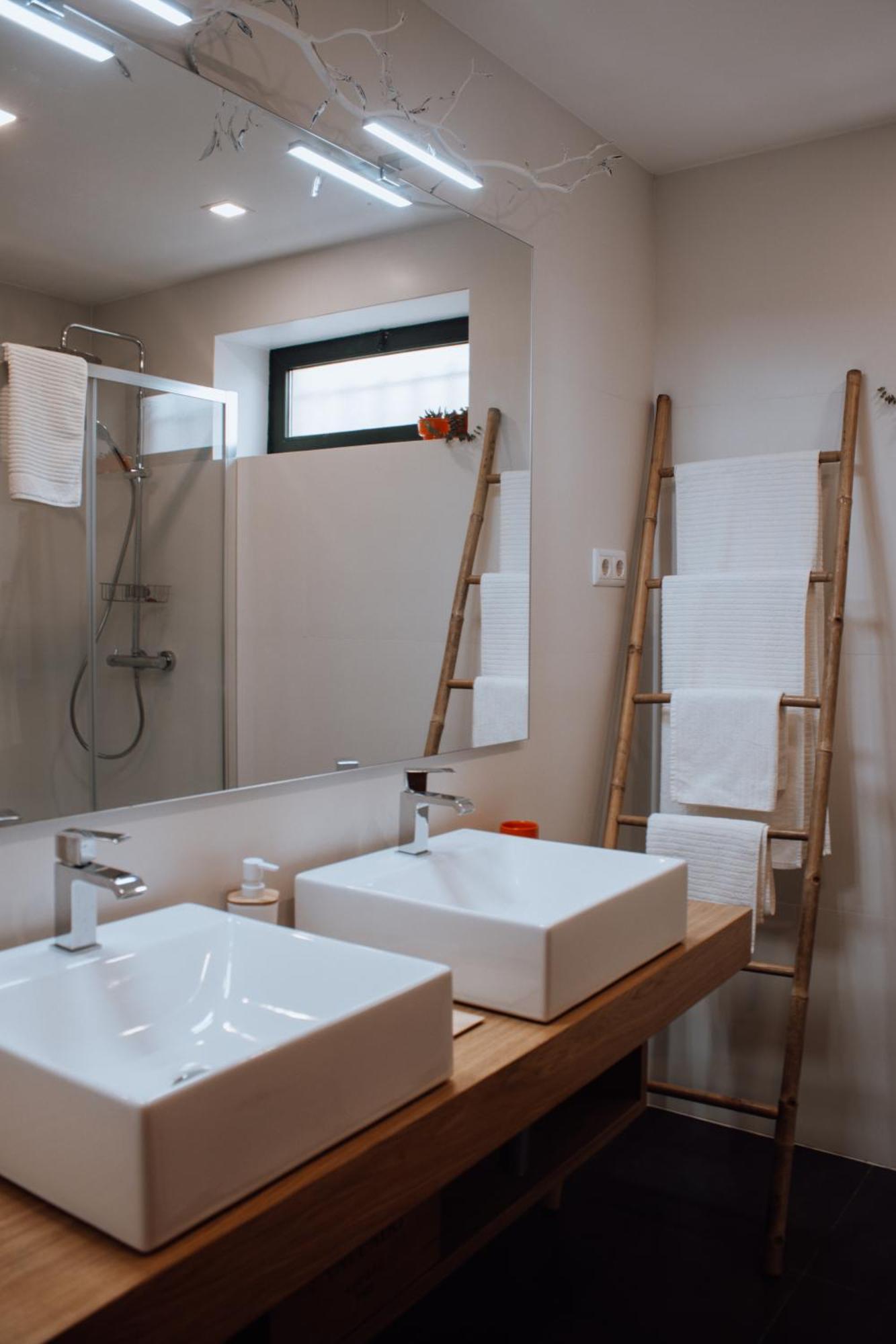 Rota - Opo Airport House Apartman Maía Kültér fotó